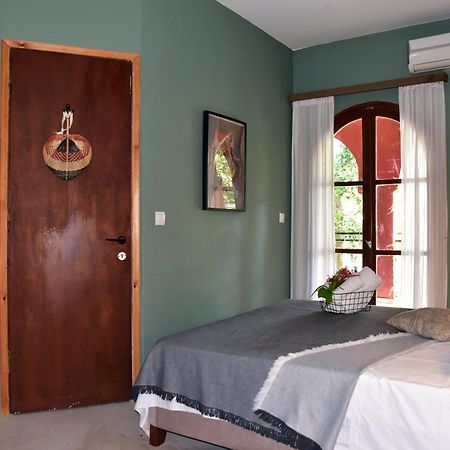 Lord Ape Suites Club Benitses  Bagian luar foto