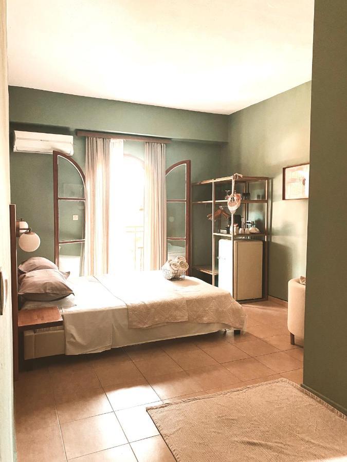 Lord Ape Suites Club Benitses  Bagian luar foto