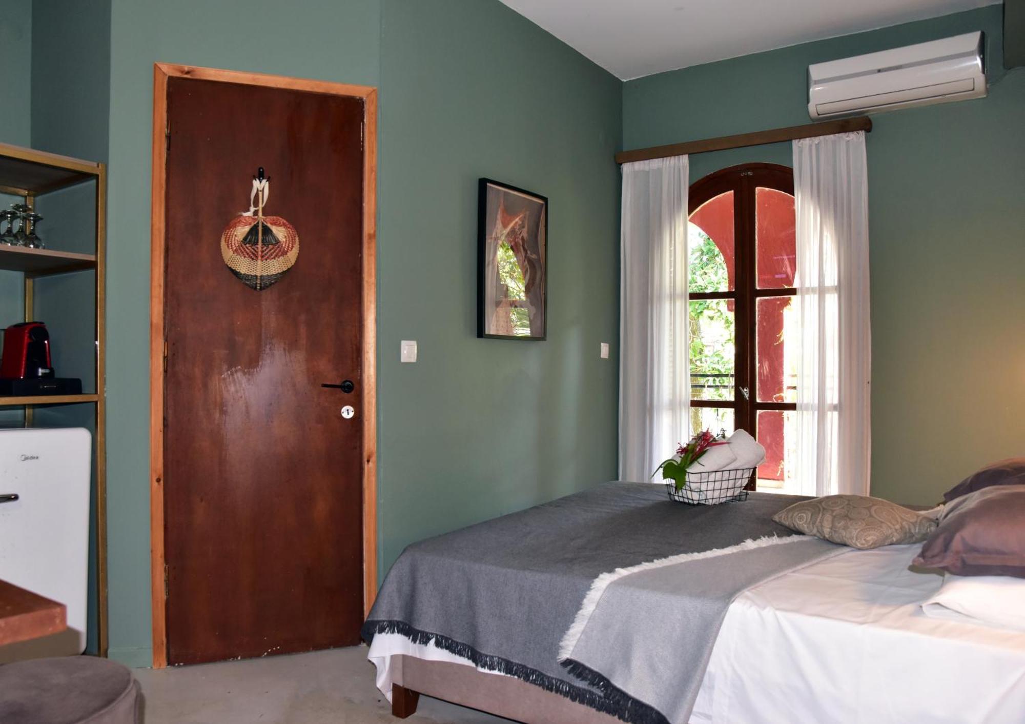Lord Ape Suites Club Benitses  Bagian luar foto