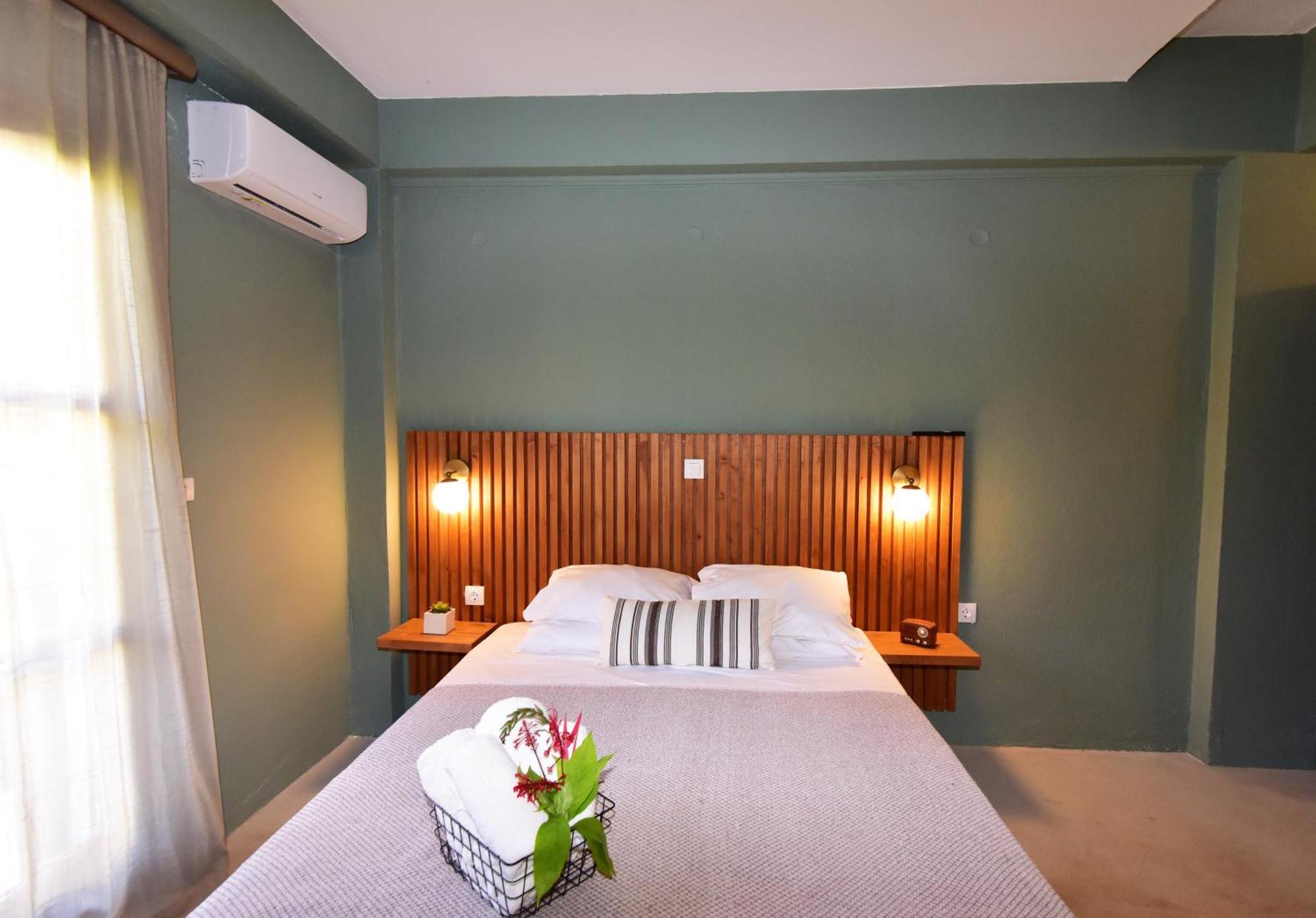 Lord Ape Suites Club Benitses  Bagian luar foto